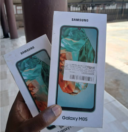 Samsung Galaxy M05 (128+4GB)